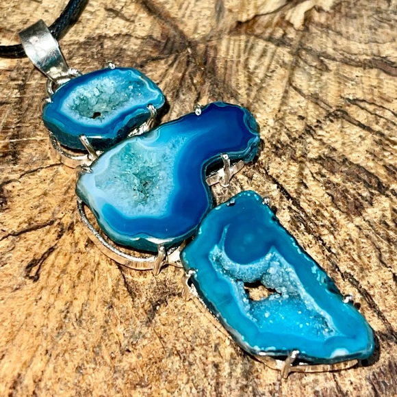 Large Drusy Solar Quartz Pendant 3 1/4" - Picture 6 of 15